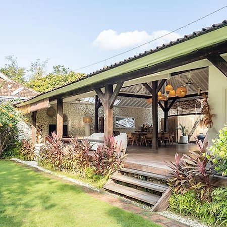 4 Bedroom Villa - Kerobokan Seminyak Zewnętrze zdjęcie